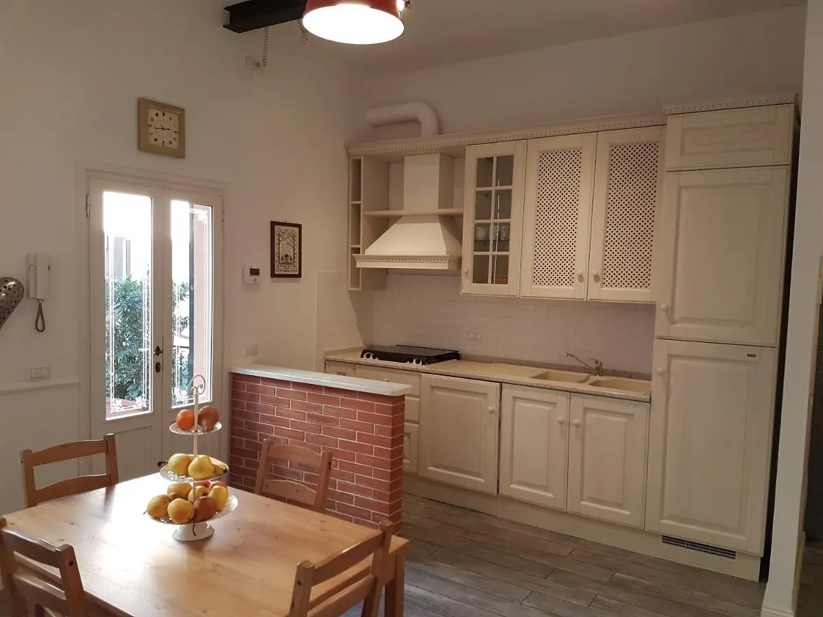 La Casina Del Nonno Gino, Tranquillo Con Terrazza Esclusiva Διαμέρισμα Μοντεκατίνι Τέρμε
